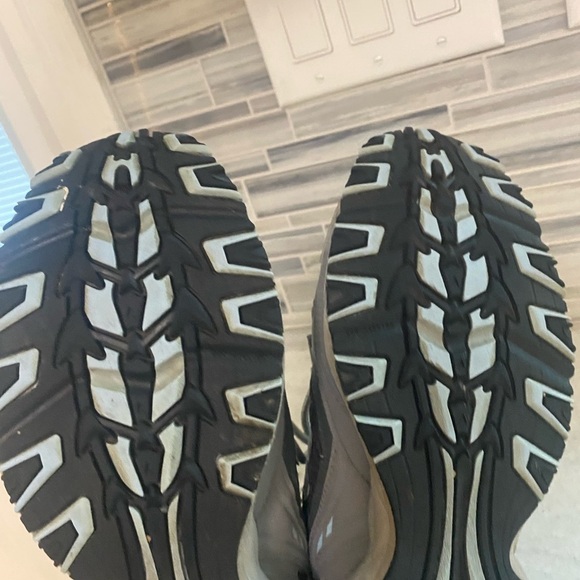 New Balance 460 Blue and Gray Athletic Shoes with Cushioned Support - Picture 6 of 7